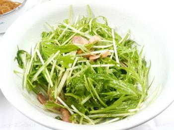 20130424-会社で料理-水菜のサラダがメインの昼食-09-サラダ.jpeg